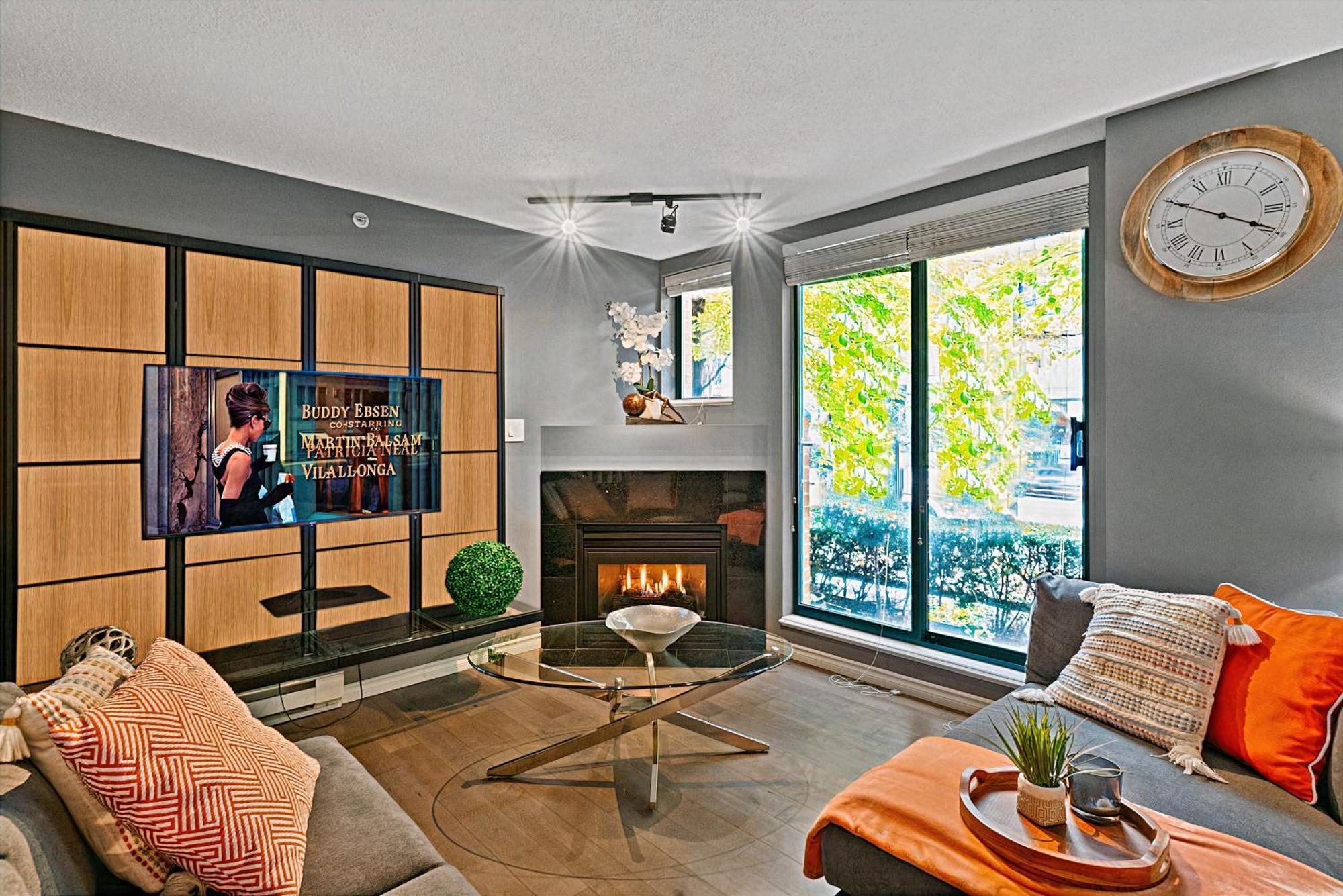 Magnificent 3 Bedroom Duplex In Center Of Yaletown With Fireplace Βανκούβερ Εξωτερικό φωτογραφία